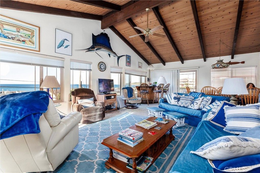 Image 3 of property listing at 2023 Circle, Cayucos, CA 93430
