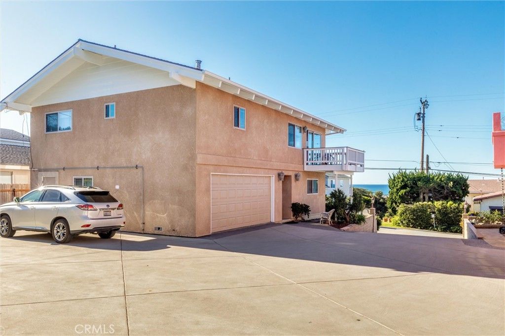 Image 36 of property listing at 2023 Circle, Cayucos, CA 93430