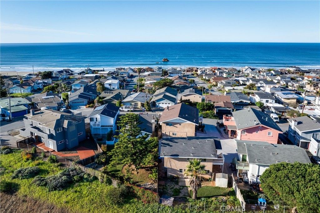 Image 39 of property listing at 2023 Circle, Cayucos, CA 93430