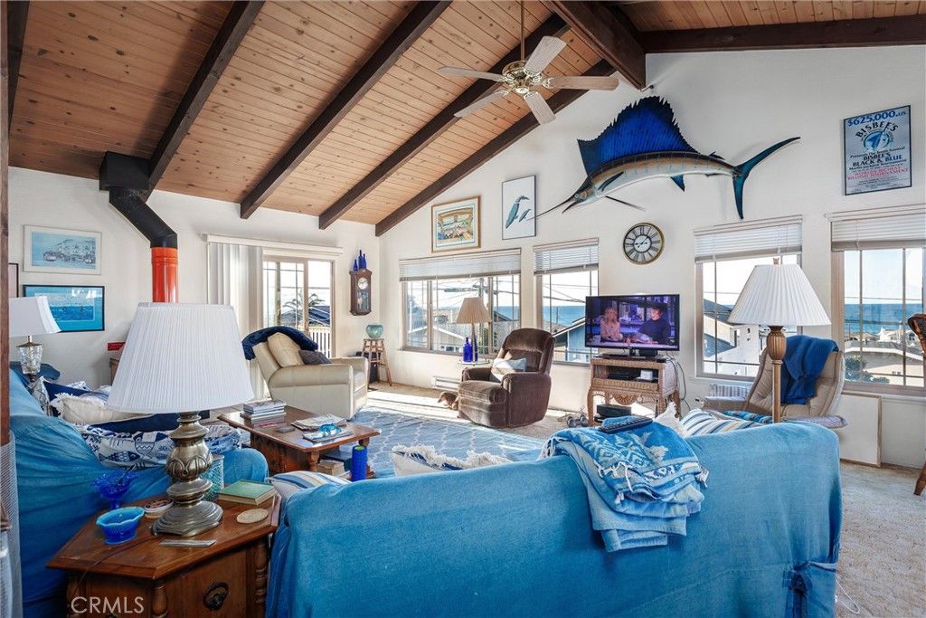 Image 4 of property listing at 2023 Circle, Cayucos, CA 93430