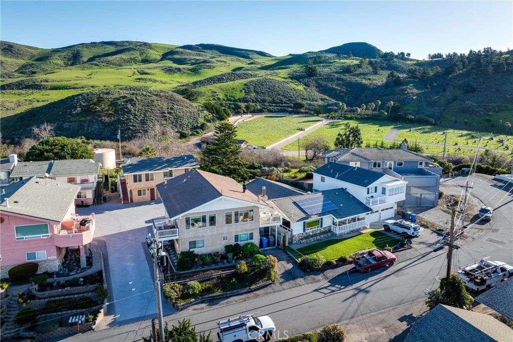 Image 40 of property listing at 2023 Circle, Cayucos, CA 93430