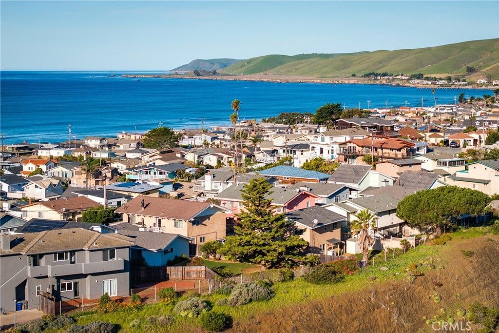 Image 42 of property listing at 2023 Circle, Cayucos, CA 93430