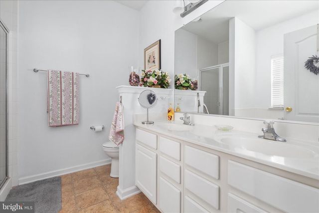 207 KINTYRE LN, Stephens City, VA 22655