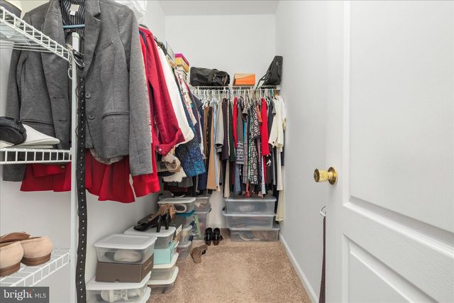 207 KINTYRE LN, Stephens City, VA 22655