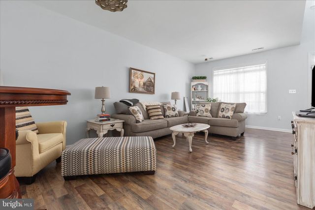 207 KINTYRE LN, Stephens City, VA 22655