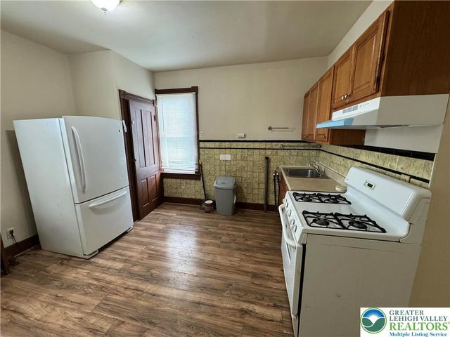 1503 Washington Street 2, Wilson Boro, PA 18042