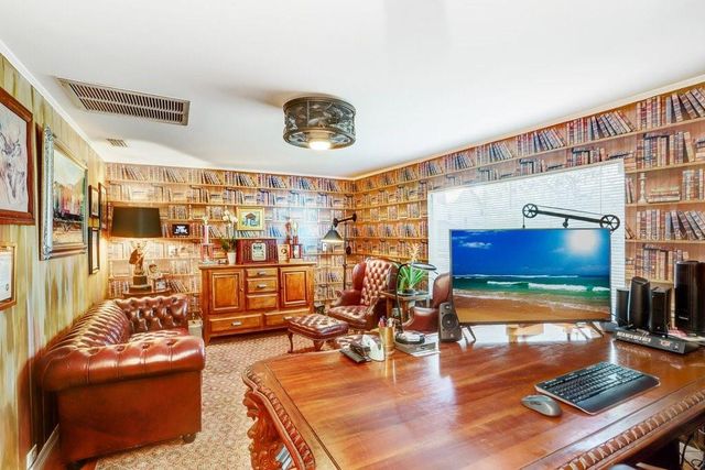 8407 INTERBAY BOULEVARD, Tampa, FL 33616