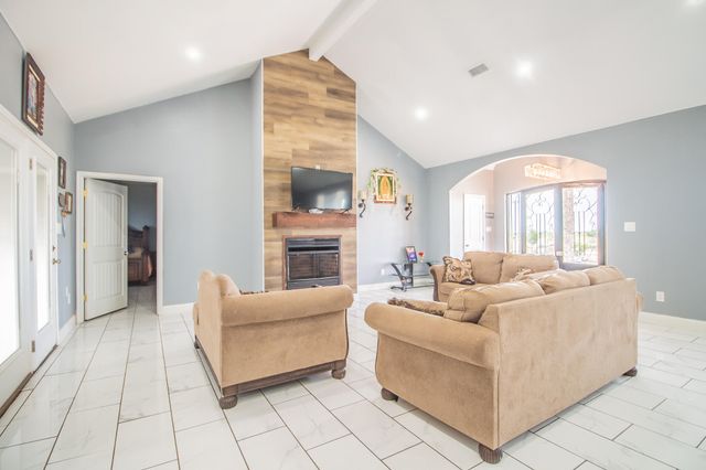 7710 County Rd 5800, Shallowater, TX 79363