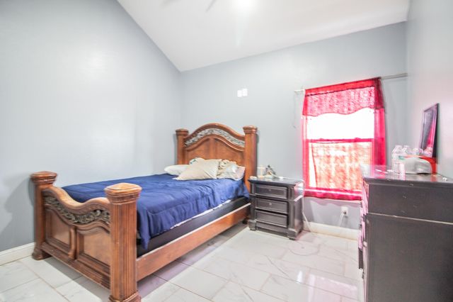 7710 County Rd 5800, Shallowater, TX 79363