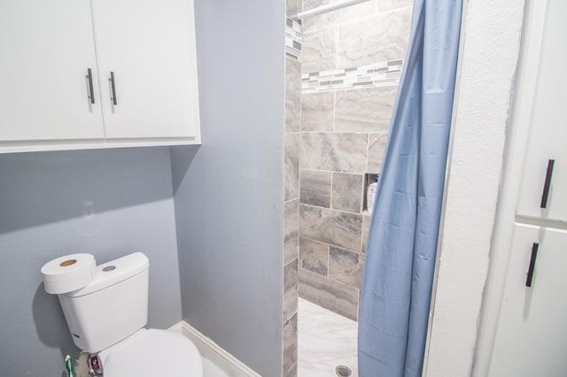 7710 County Rd 5800, Shallowater, TX 79363