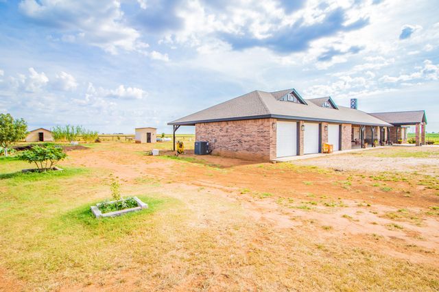 7710 County Rd 5800, Shallowater, TX 79363