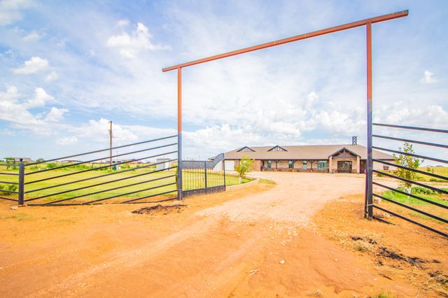 7710 County Rd 5800, Shallowater, TX 79363