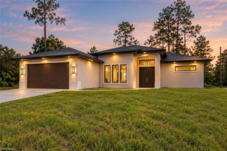 3207 E 10th ST, Lehigh Acres, FL 33972