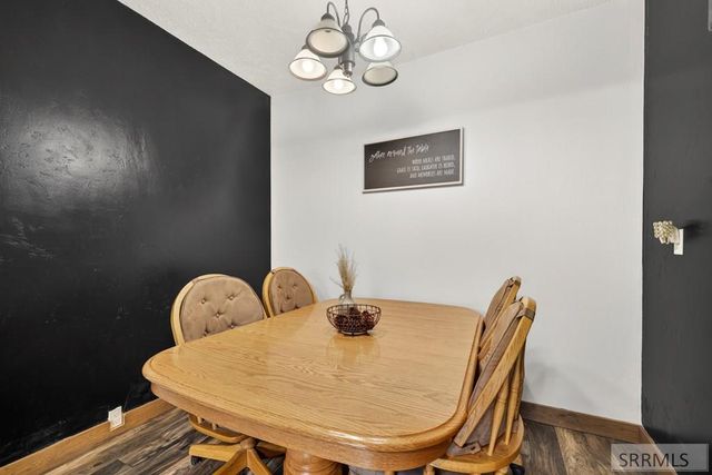 40 W 3rd N, St Anthony, ID 83445