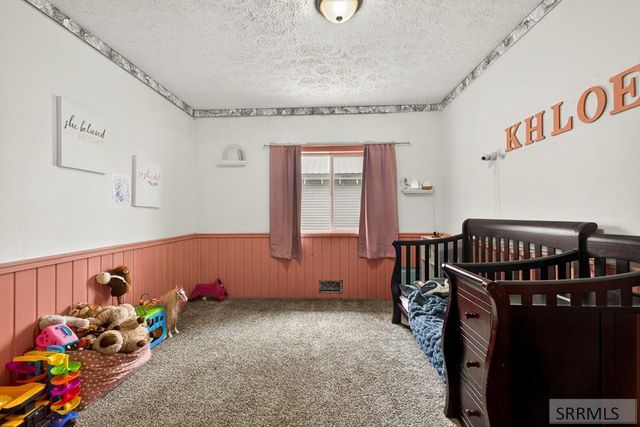 40 W 3rd N, St Anthony, ID 83445