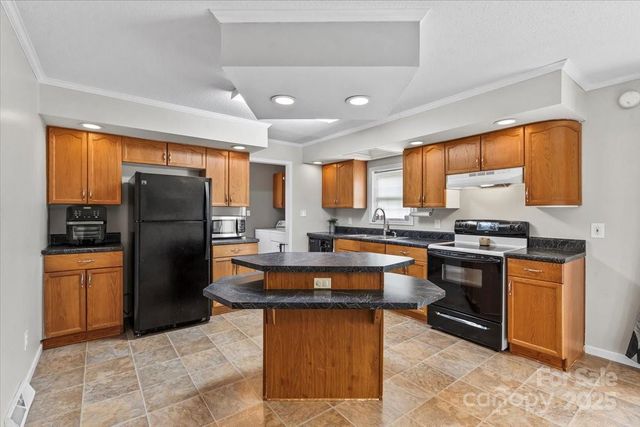 1764 Tomlinson Loop, Connelly Springs, NC 28612