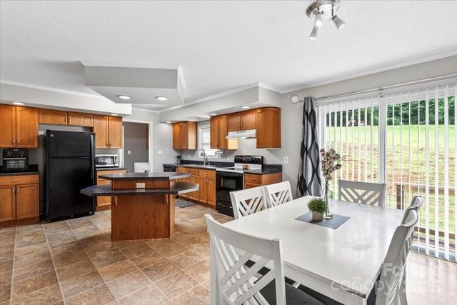 1764 Tomlinson Loop, Connelly Springs, NC 28612