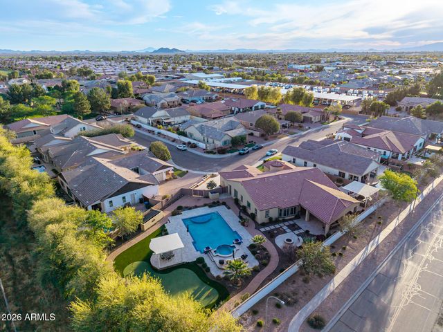 1566 E AQUARIUS Place, Chandler, AZ 85249