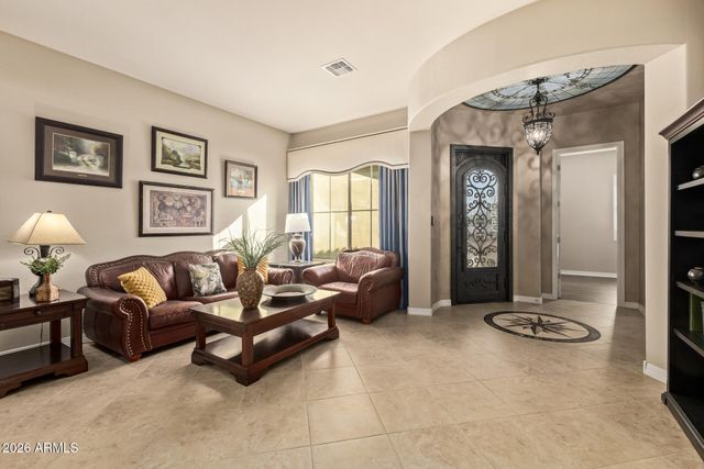 1566 E AQUARIUS Place, Chandler, AZ 85249