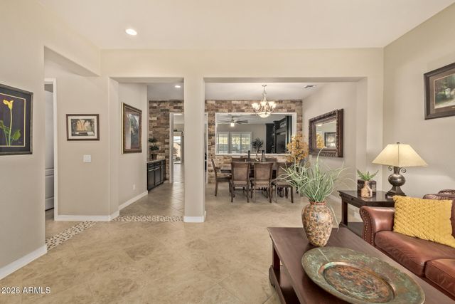 1566 E AQUARIUS Place, Chandler, AZ 85249