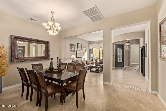 1566 E AQUARIUS Place, Chandler, AZ 85249