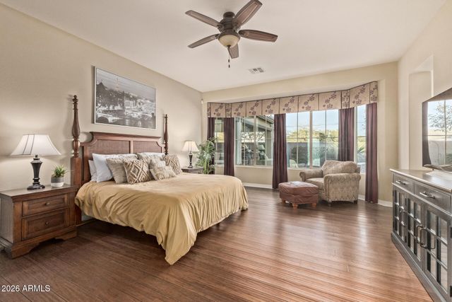 1566 E AQUARIUS Place, Chandler, AZ 85249