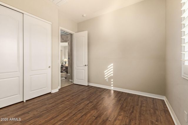 1566 E AQUARIUS Place, Chandler, AZ 85249