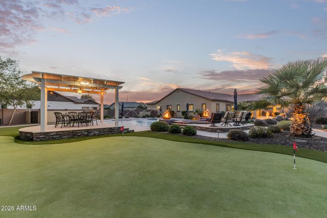 1566 E AQUARIUS Place, Chandler, AZ 85249