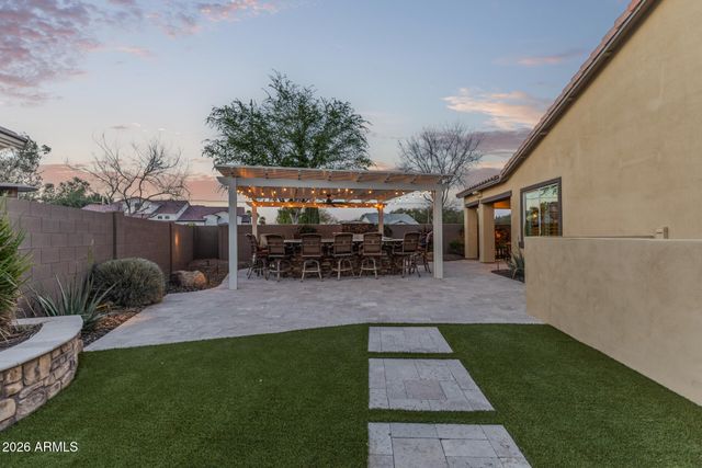 1566 E AQUARIUS Place, Chandler, AZ 85249