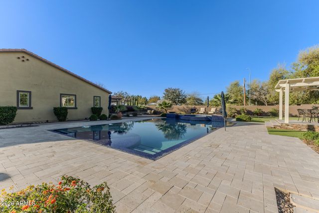 1566 E AQUARIUS Place, Chandler, AZ 85249
