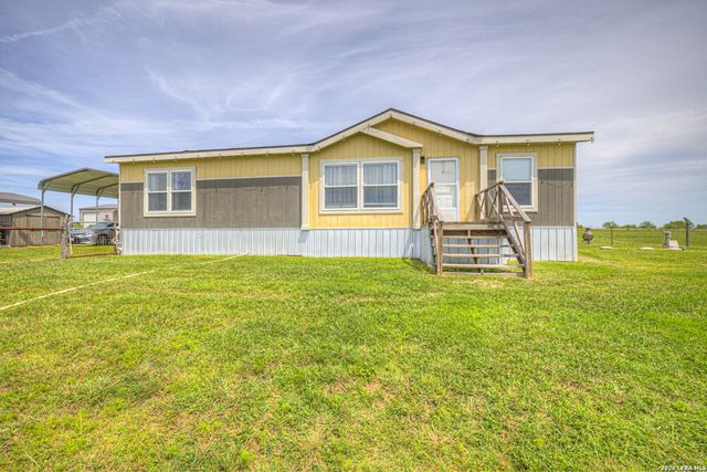 2007 LEISSNER SCHOOL RD, Seguin, TX 78155