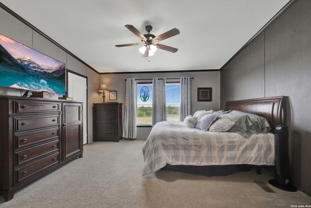 2007 LEISSNER SCHOOL RD, Seguin, TX 78155