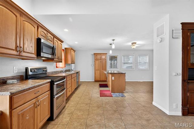 217 S 2nd Street, Caseyville, IL 62232