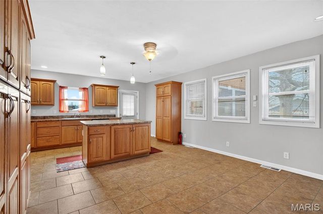 217 S 2nd Street, Caseyville, IL 62232