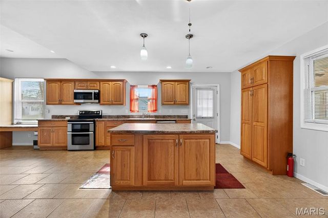 217 S 2nd Street, Caseyville, IL 62232