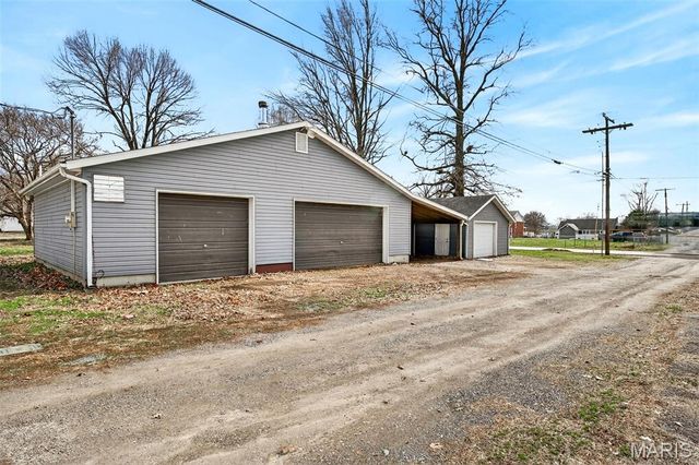 217 S 2nd Street, Caseyville, IL 62232