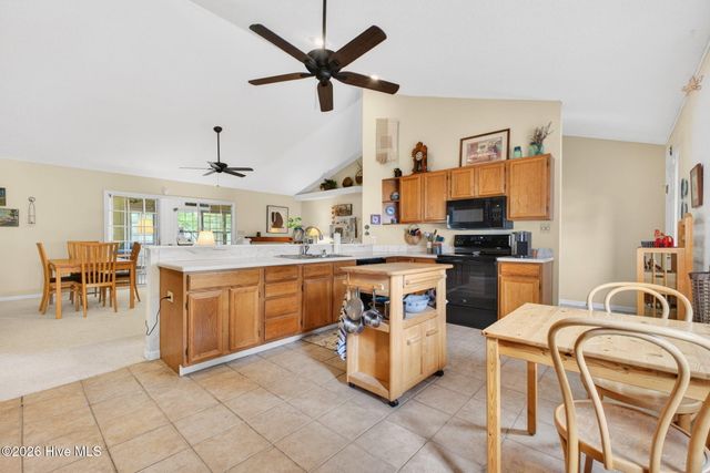 1734 Sandalwood Drive SW, Ocean Isle Beach, NC 28469