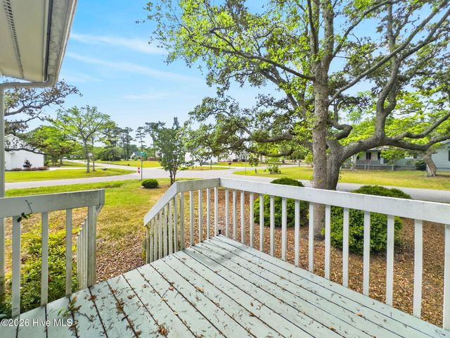 1734 Sandalwood Drive SW, Ocean Isle Beach, NC 28469
