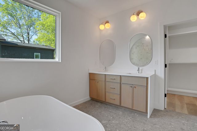 644 Glendale Road, Scottdale, GA 30079