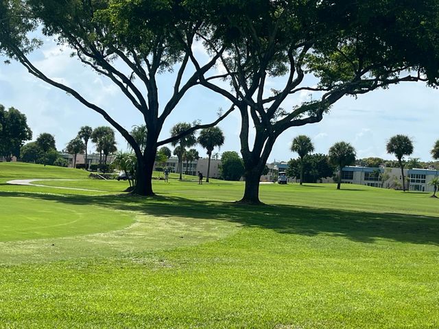 897 Flanders S 897, Delray Beach, FL 33484