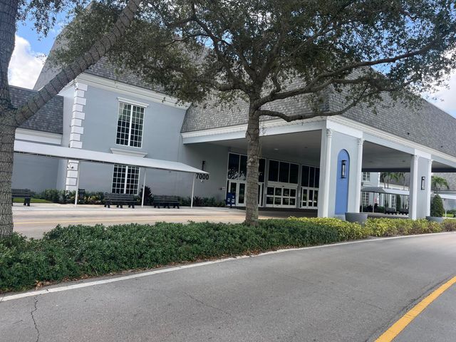 897 Flanders S 897, Delray Beach, FL 33484