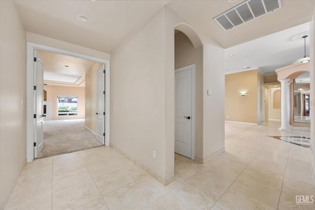 11101 Torbay Drive, Bakersfield, CA 93311