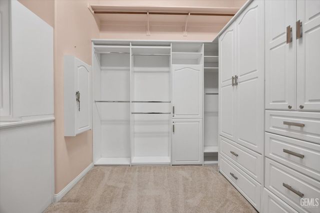 11101 Torbay Drive, Bakersfield, CA 93311