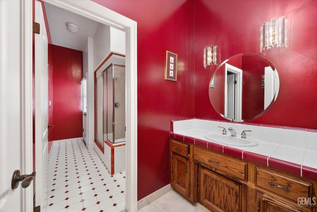 11101 Torbay Drive, Bakersfield, CA 93311