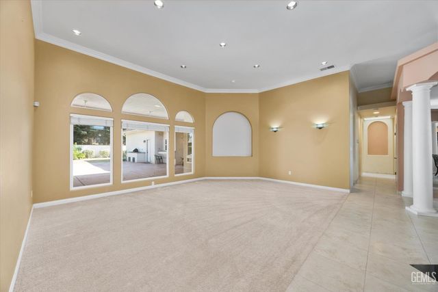 11101 Torbay Drive, Bakersfield, CA 93311