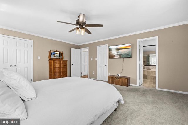 9595 LINDEN WOOD RD, Manassas, VA 20111