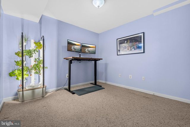 9595 LINDEN WOOD RD, Manassas, VA 20111