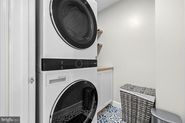 9595 LINDEN WOOD RD, Manassas, VA 20111