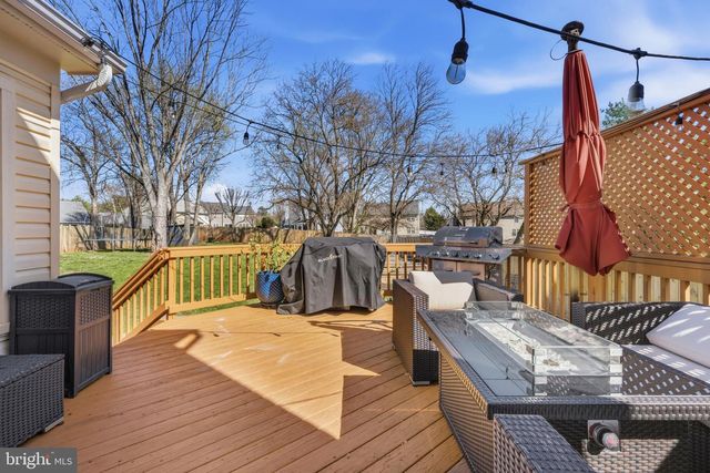 9595 LINDEN WOOD RD, Manassas, VA 20111