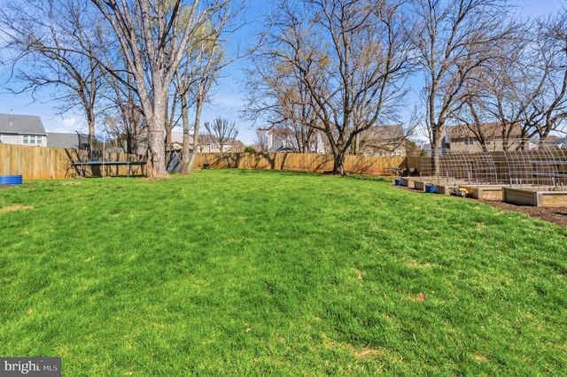 9595 LINDEN WOOD RD, Manassas, VA 20111